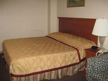 Hotel Canadiana 2*